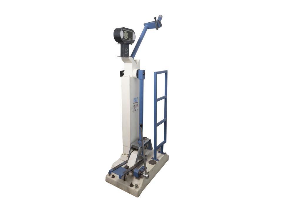 Digital Charpy Impact Tester