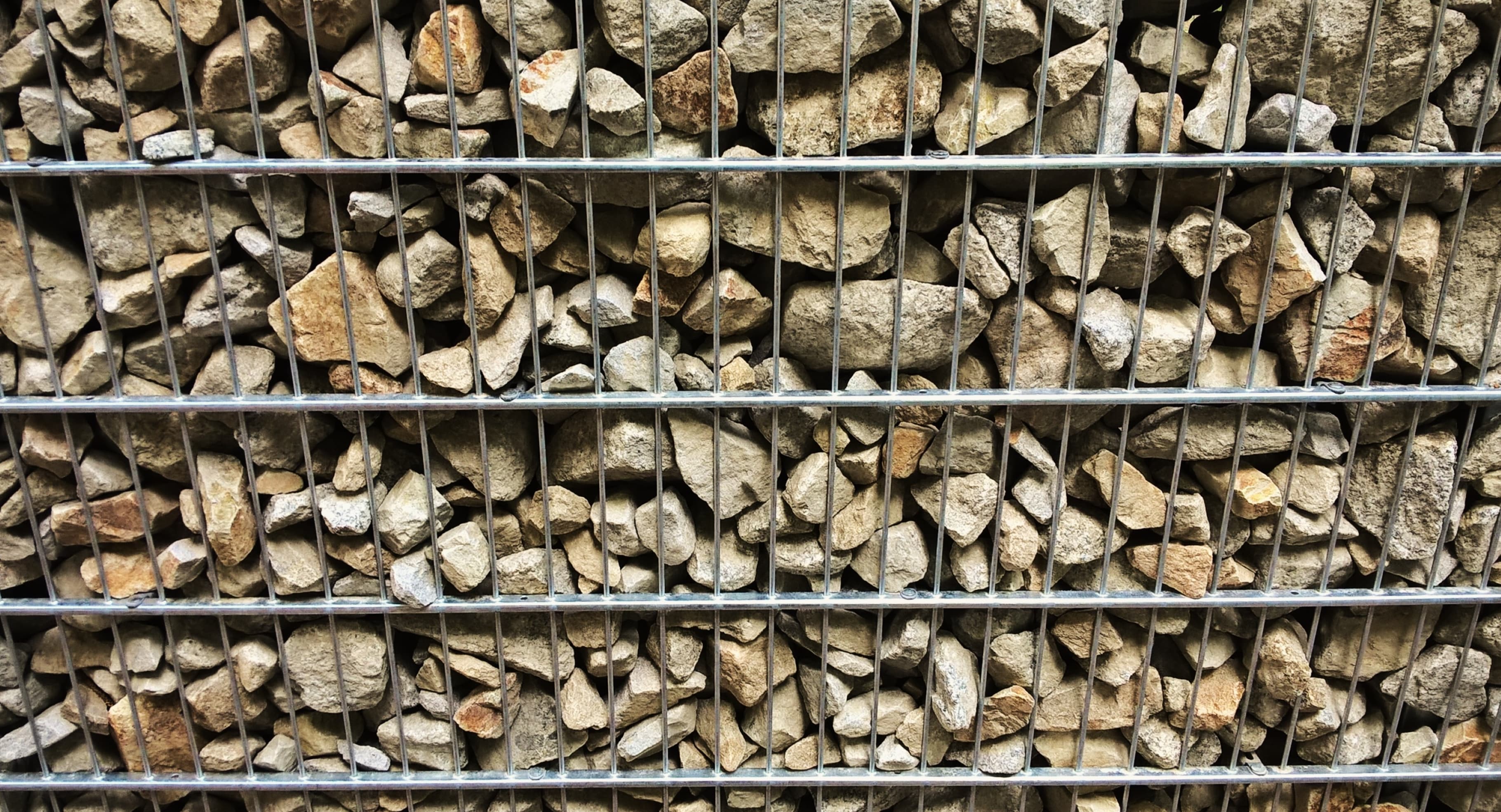 Crushed stone aggregate for construction material testing